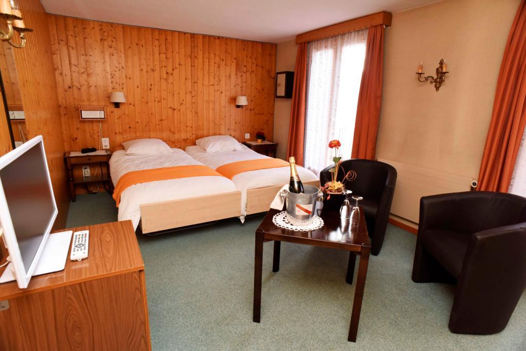 Hotel De La Poste Verbier Room photo